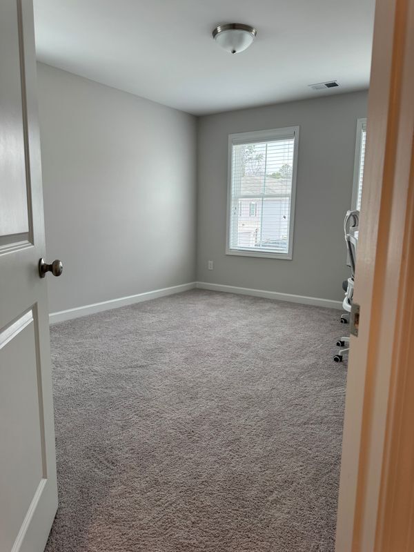 Building Photo - 1919 Allagash Ln