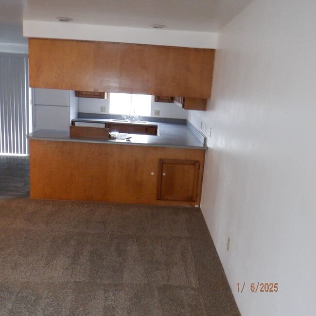 Building Photo - 83-3-2