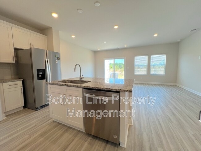 Building Photo - 1816 Braemar Vlg Dr