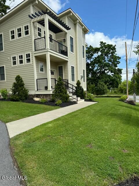 Building Photo - 7 N Circular St