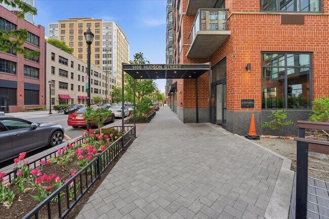 Building Photo - 1400 Hudson St