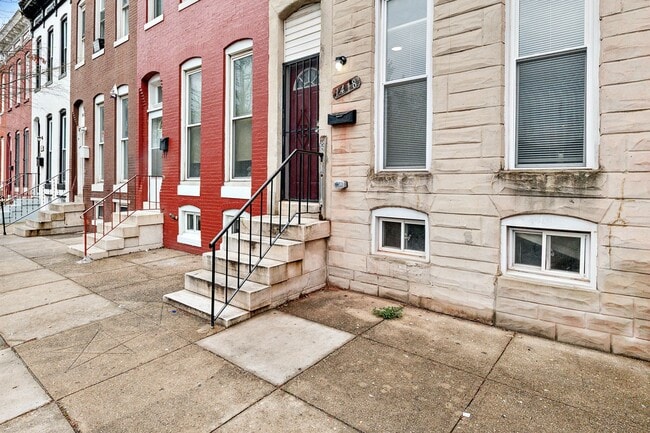 Building Photo - Move In This July & Get $500 Off! :money_mouth:? - Freshly Updated Baltimore Rowhome
