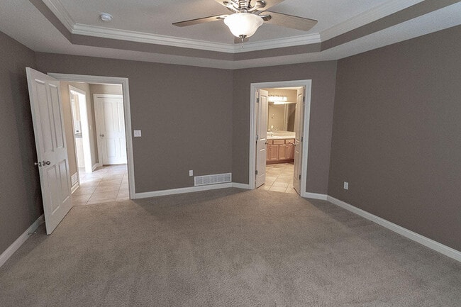 Building Photo - 2303 Roslyn Ct