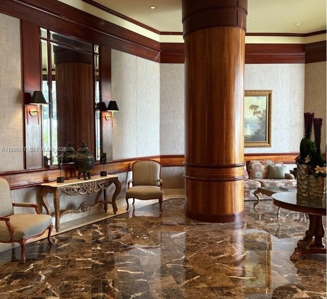 Building Photo - 20185 E Country Club Dr