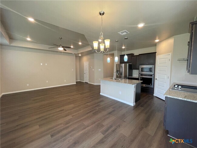 Building Photo - 3512 Donald Dr