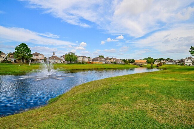 Building Photo - 10903 Windfern Lakes St