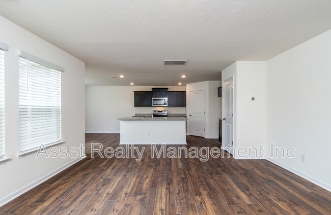 Building Photo - 3048 Nicole Cir