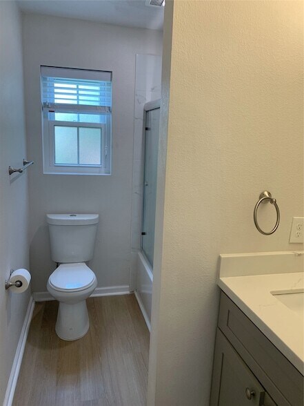 Building Photo - 875 Wax Myrtle Ln