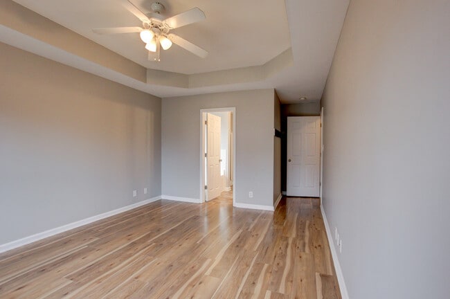 Building Photo - 3696 S Naples Ct