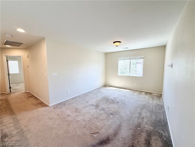 Building Photo - 10566 Borborema St