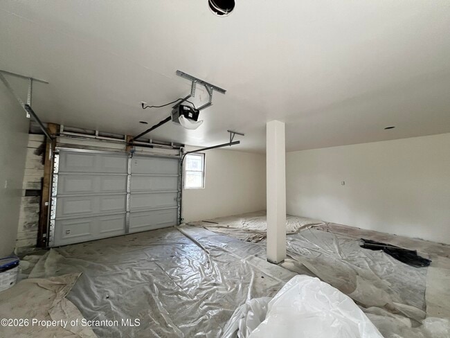 Building Photo - 207 Midway Ave