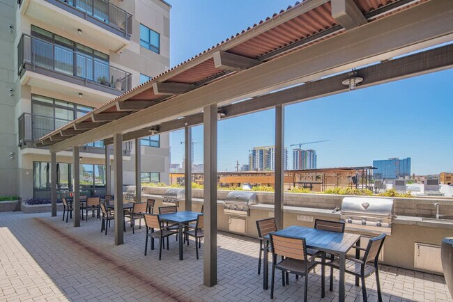 Building Photo - 1016 N 3rd St