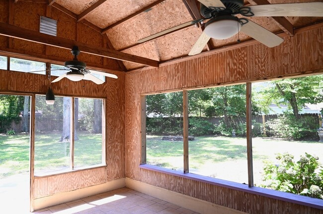 Building Photo - 1265 Penny Cir