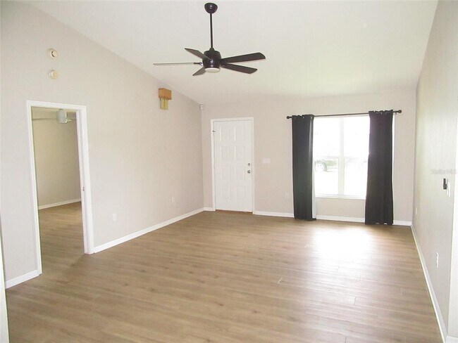 Building Photo - 24 Allworthy St