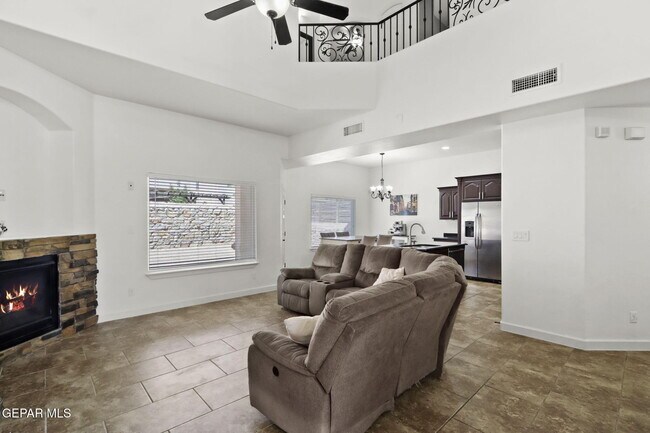 Building Photo - 11621 St Martin Way