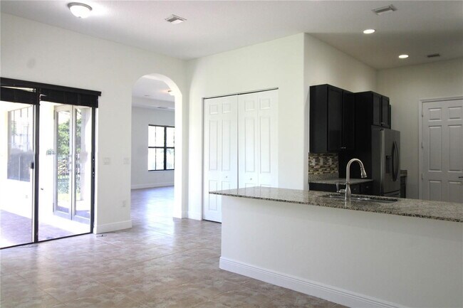Building Photo - 2702 NW 83rd Way