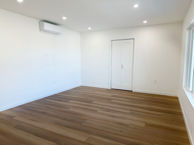 Building Photo - 401 Dolores Wy