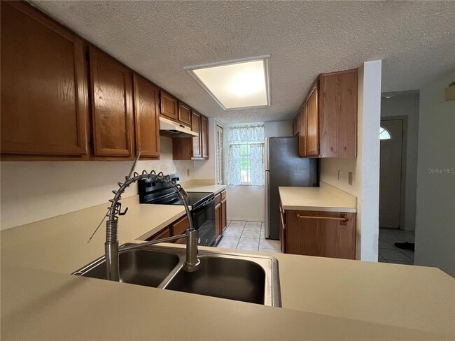 Building Photo - 3356 Fox Hunt Dr