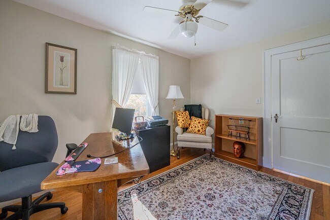 Building Photo - 22 Crescent Hill Ave