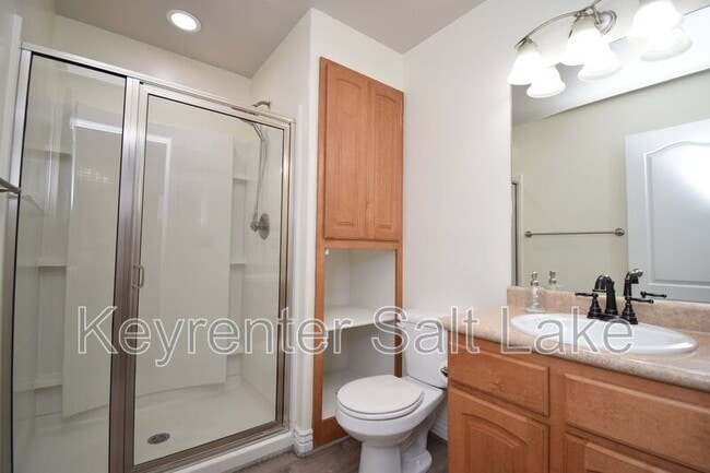 Building Photo - 10533 S Oquirrh Lk Rd