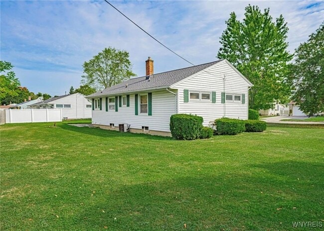 Building Photo - 1088 98th St