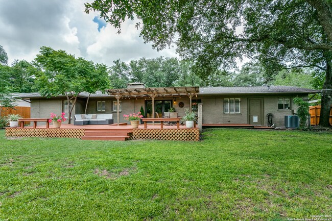 Building Photo - 423 Northridge Dr