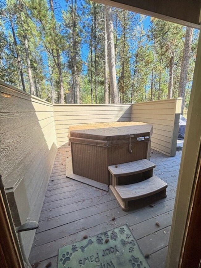 Building Photo - 58120 Gannet Lane, Lot #27, Sunriver OR 97701