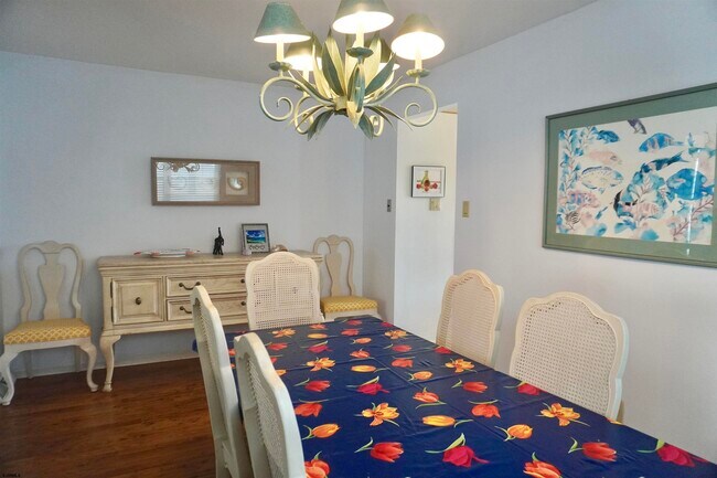 Building Photo - 13 S Haverford Ave