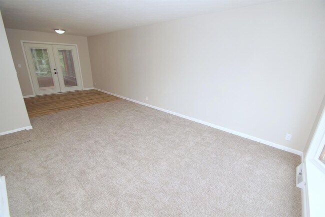 Building Photo - 3516 Central Ave