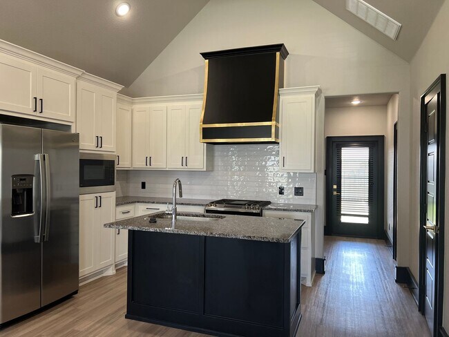 Building Photo - Signature Homes by Clearview presents this...