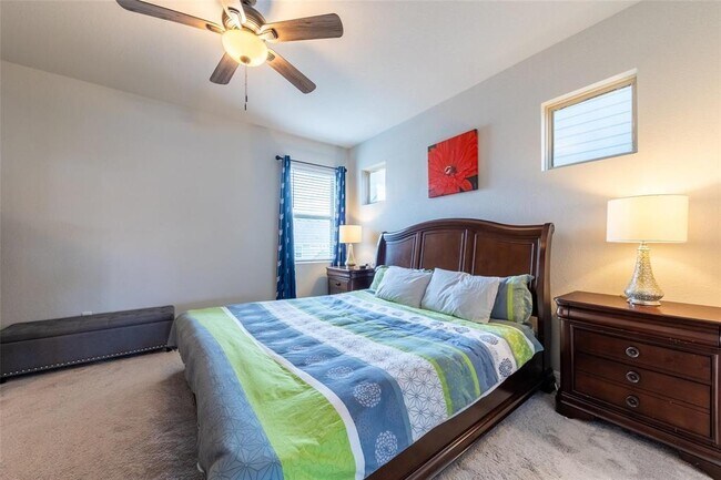 Building Photo - 2440 Berryville Ln