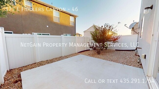 Building Photo - 173 E Fiddlers Canyon Rd