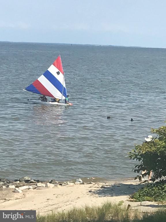 Building Photo - 1442 Rehling Dr