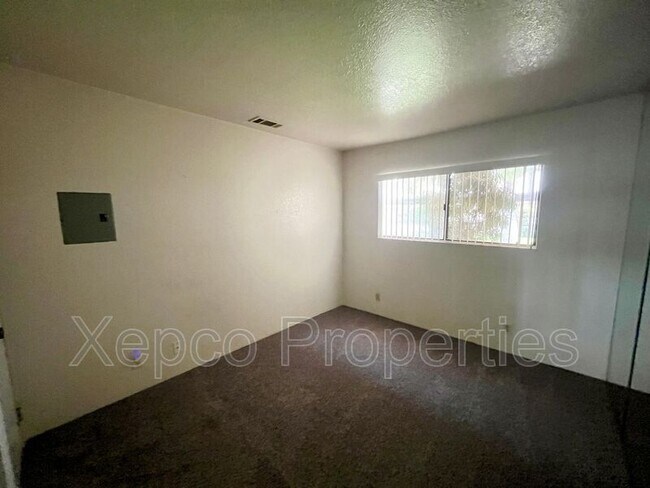 Building Photo - 751 N Los Felices Rd