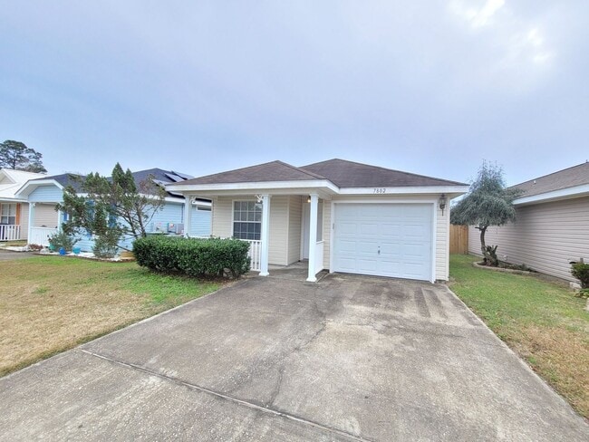 Building Photo - 7802 Heirloom Dr