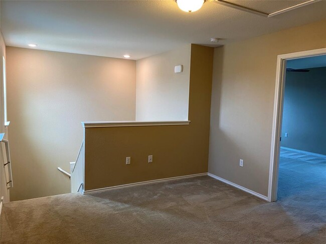 Building Photo - 1729 Arial Dr