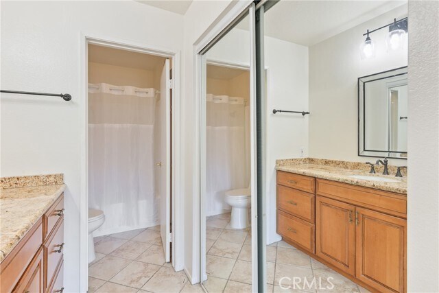 Building Photo - 14 Abrigo