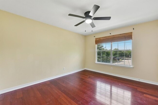 Building Photo - 12712 Ring Dr