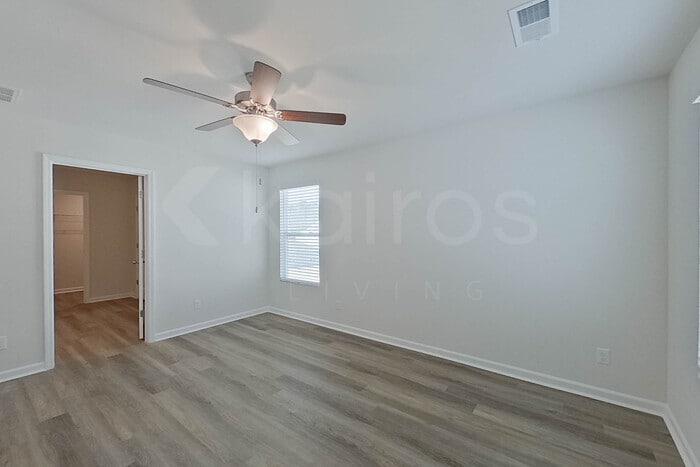 Building Photo - 120 Inez Ave