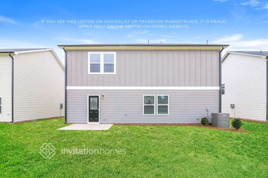 Building Photo - 2097 Boxwood Cir