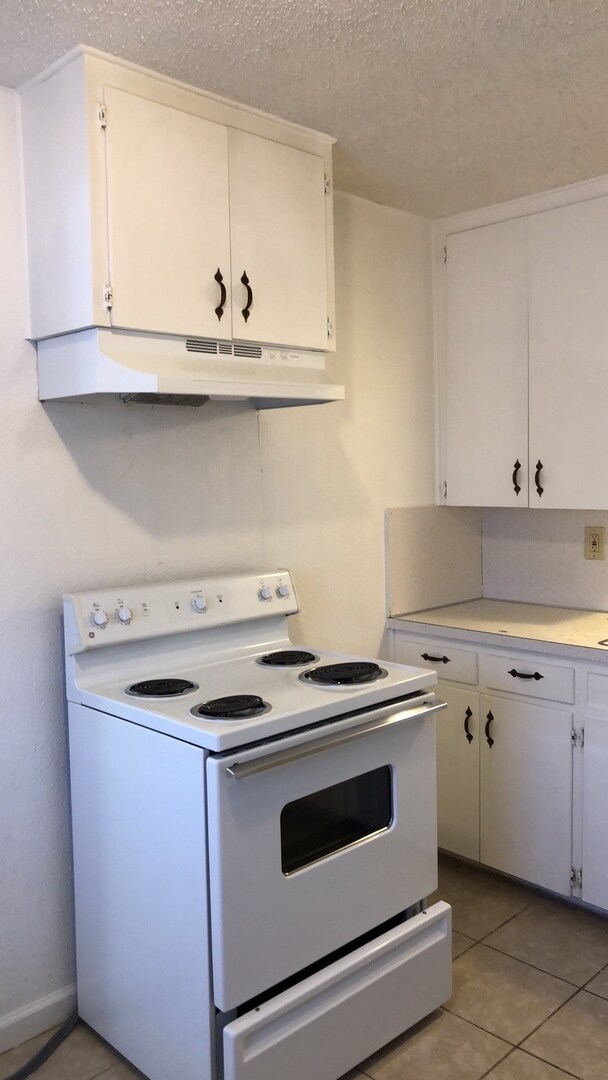 Building Photo - 901/903/909  S 15th Street