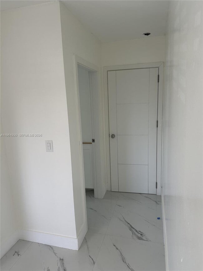 Building Photo - 6591 SW 46th St