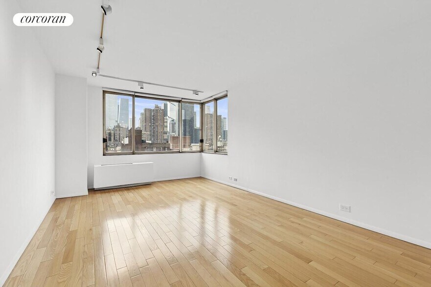 Building Photo - 350 W 50th St