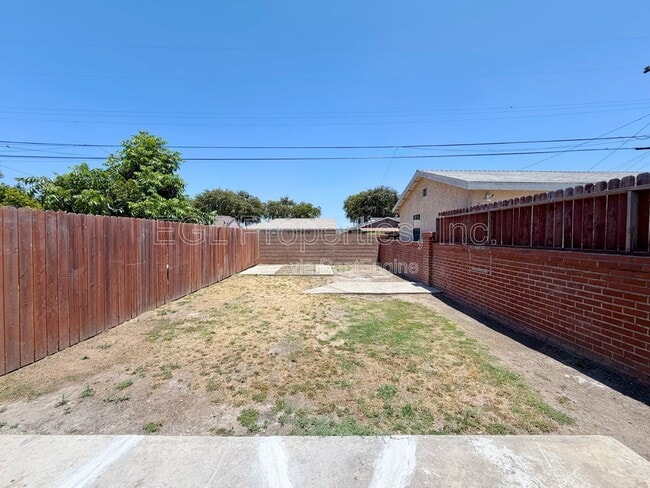 Building Photo - 13226 Stanford Ave