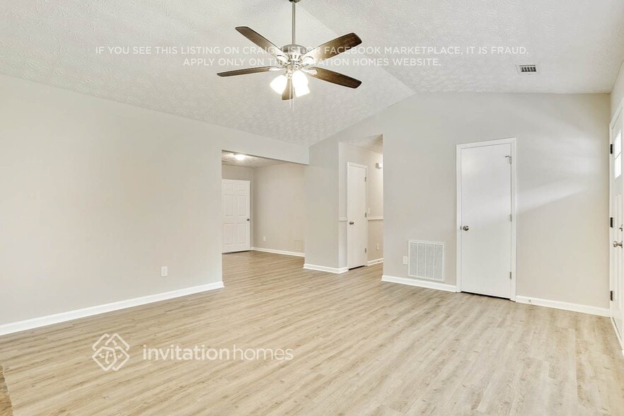 Building Photo - 6083 Leverett Dr