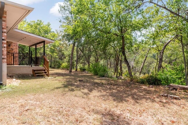 Building Photo - 2624 Barton Hills Dr