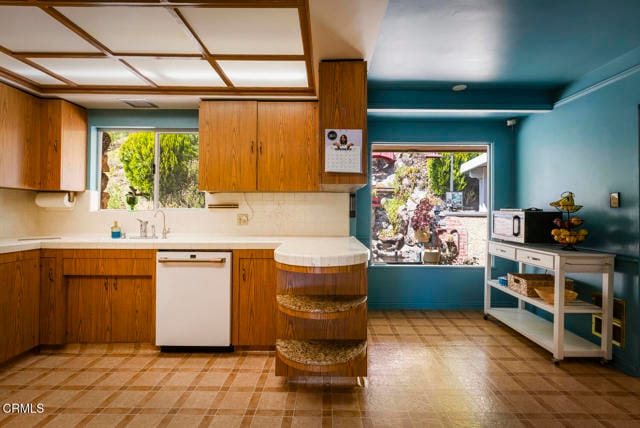 Building Photo - 3139 Linda Vista Rd
