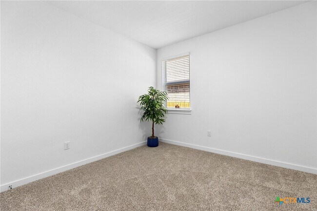 Building Photo - 2132 Magnolia Hl Dr