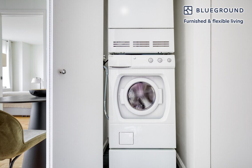 Building Photo - 4-75 48th Avenue-SI FL33-ID852