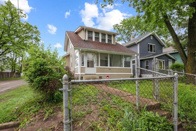 Building Photo - 1385 Aberdeen Ave